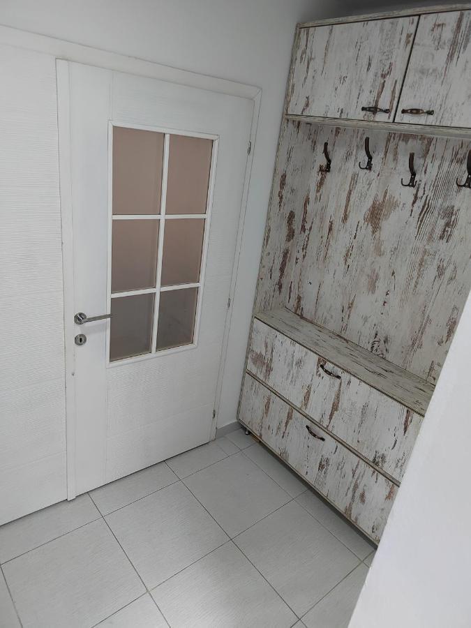 Downtown Apartment Nisz Zewnętrze zdjęcie